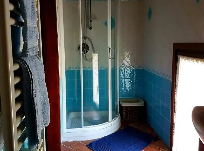 Trattoria Gatto Gambarone Otel *